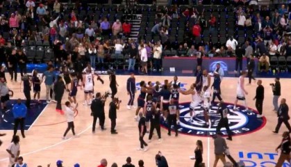 开云体育移动版-有点暖心！快船赛后爆发冲突，竟然因为这个....