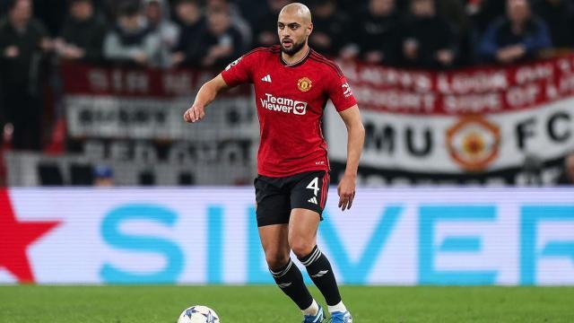 sofyan-amrabat-manchester-united.jpeg